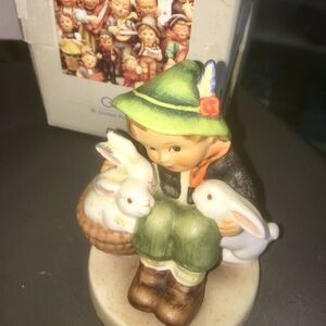 PERFECT LITTLE BOY Hummel “Playmates” #416 FIGURINE IN ORIGINAL BOX HOME DECOR
